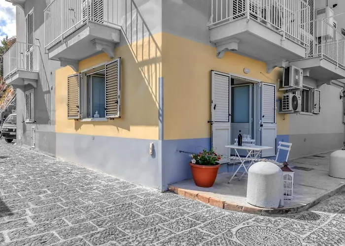 Vie Do Mar - Marina Grande- * سورينتو