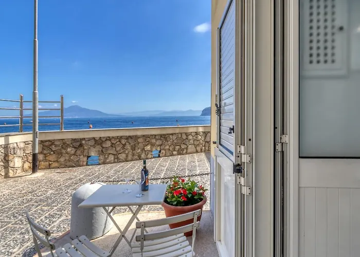 Vie Do Mar - Marina Grande- Апартаменти